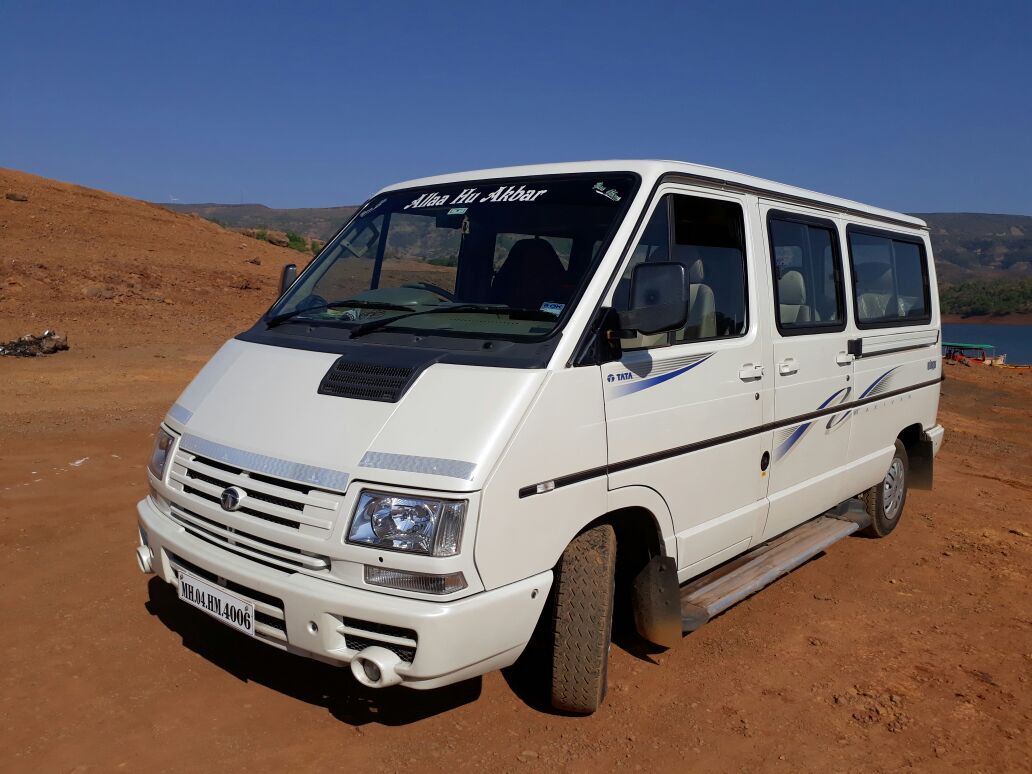 Mini Bus Hire in Mumbai